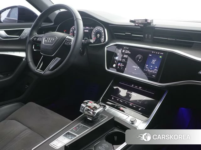 Audi A6L 2024 Черный из Китая
