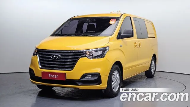 Hyundai The New Grand Starex 2019 Желтый из Кореи