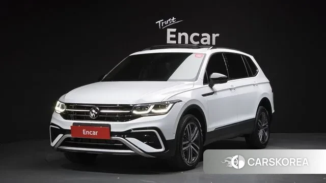 Volkswagen Tiguan Allspace 2024 Белый из Кореи