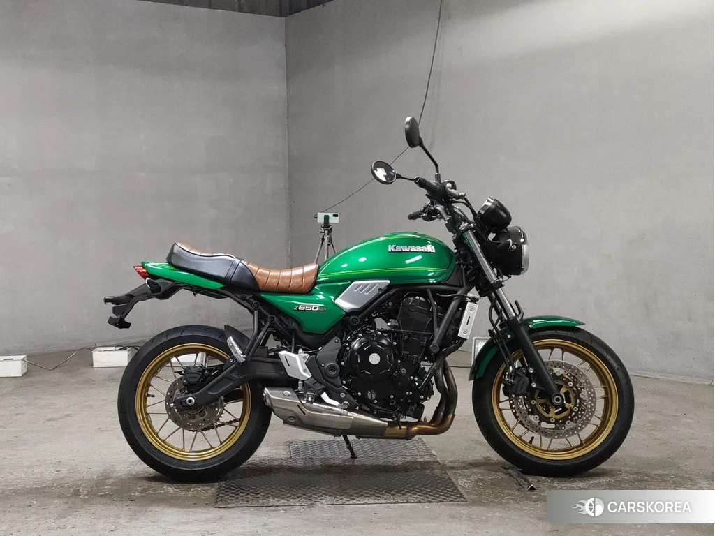 Проданный Kawasaki Z650RS 2022 из Японии, фото 2