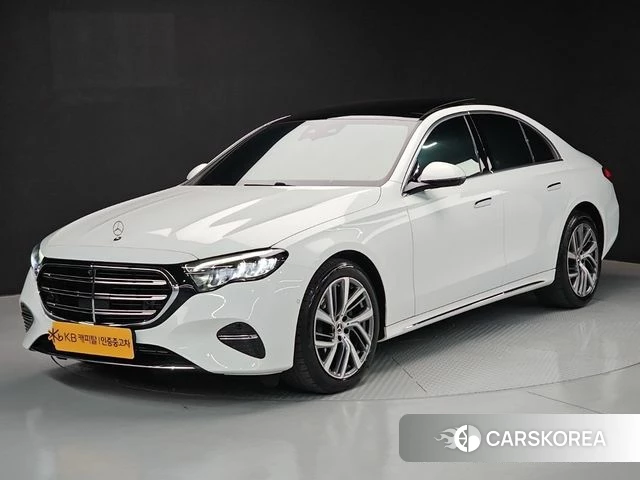 Mercedes-Benz E-Class W214 2024 Белый из Кореи