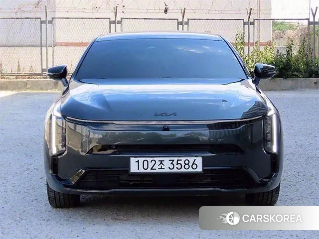 Kia The New K8 2025 Серебристо-серый из Кореи
