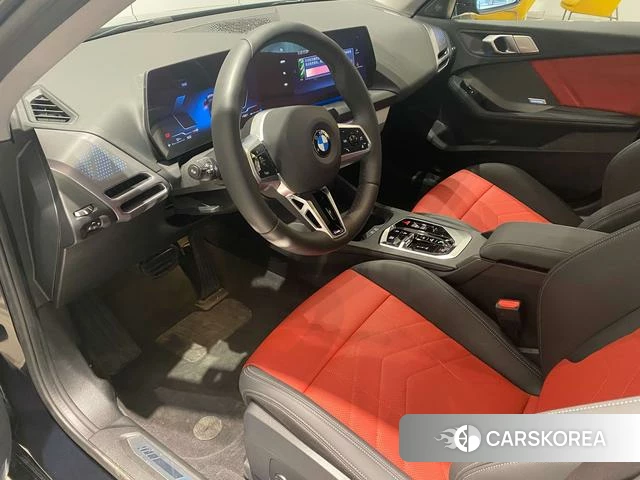 BMW 2 series 2025 Темно-серый из Китая