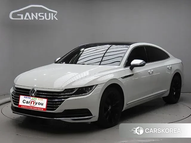Volkswagen Arteon 2019 Белый из Кореи