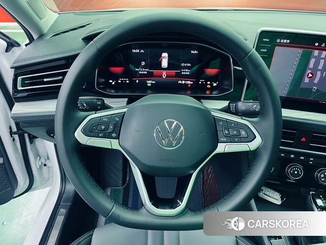 Volkswagen Sagitar 2026 Белый из Китая
