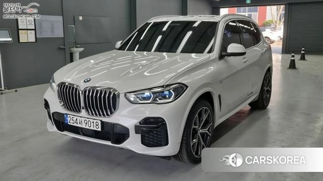 BMW X5 (G05) 2023 Белый из Кореи