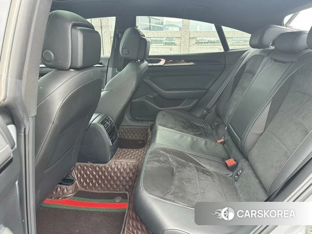 Volkswagen CC 2022 Темно-серый из Китая