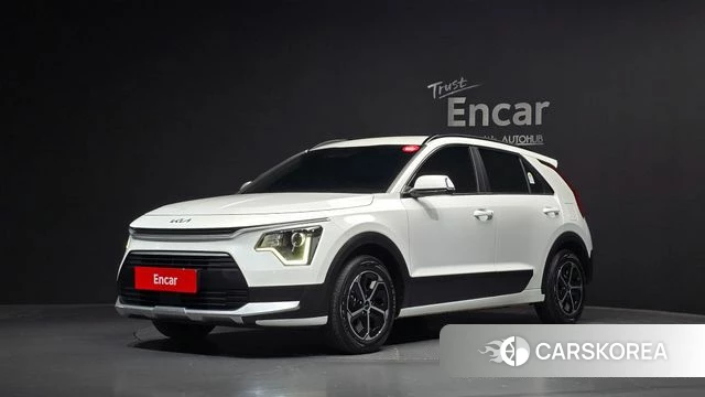 Kia Di Ol Nu Niro 2024 Белый из Кореи