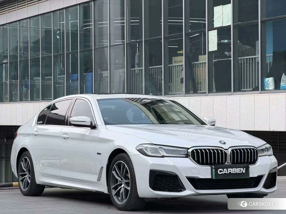 BMW 5 series PHEV 2021 Белый из Китая