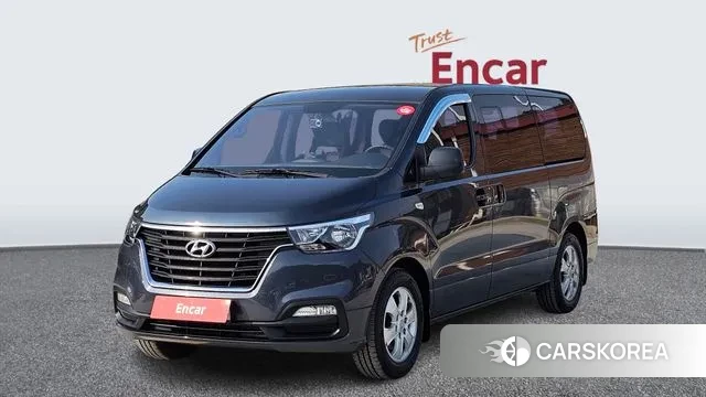 Hyundai The New Grand Starex 2018 Серый из Кореи