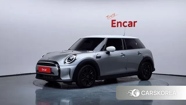 Mini Cooper 2024 Серебряный из Кореи