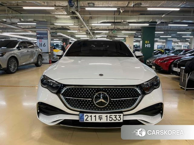 Mercedes-Benz E-Class W214 2025 Белый из Кореи