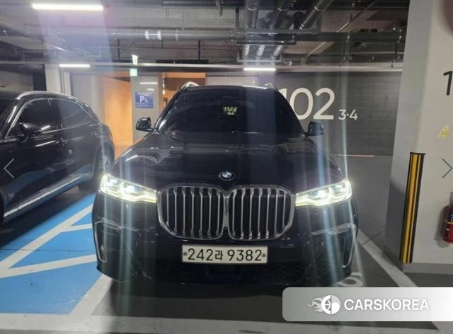 BMW X7 (G07) 2020 Черный из Кореи