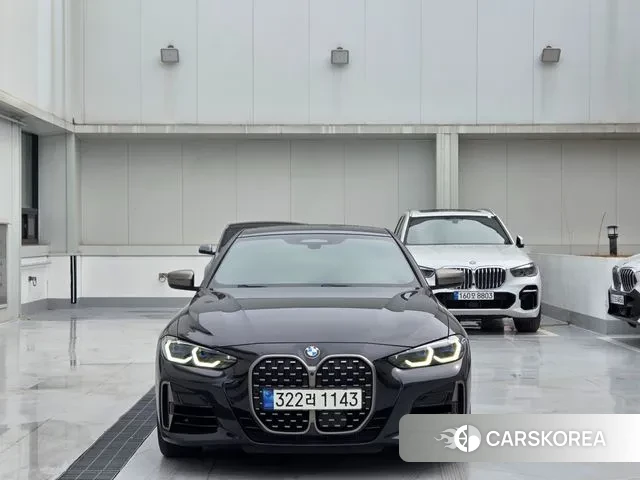 BMW 4 Series (G22) 2021 Черный из Кореи