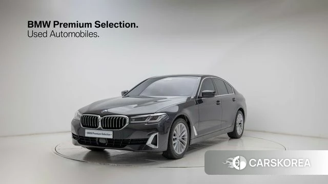 BMW 5 Series (G30) 2023 Серый из Кореи