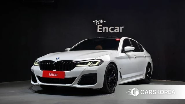 BMW 5 Series (G30) 2023 Белый из Кореи