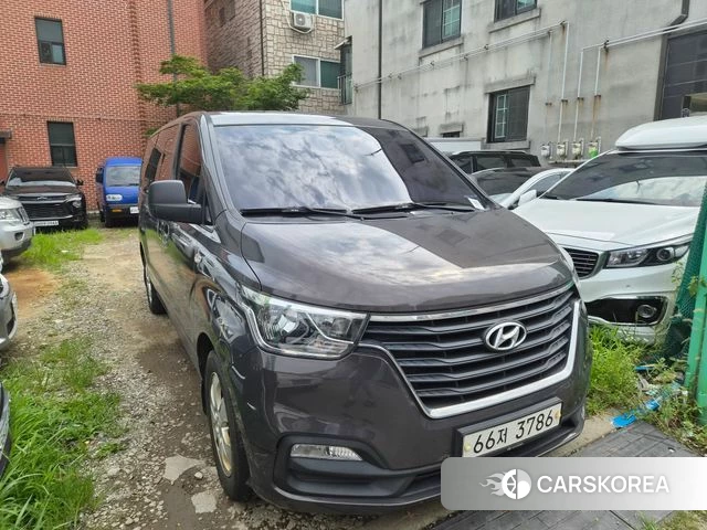 Hyundai The New Grand Starex 2019 Серый из Кореи