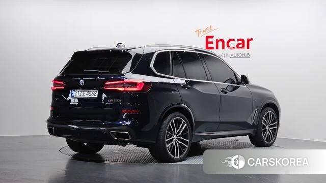 BMW X5 (G05) 2023 Черный из Кореи