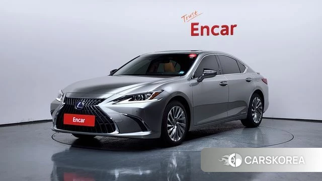 Lexus ES300h 7th generation 2022 Песочный из Кореи
