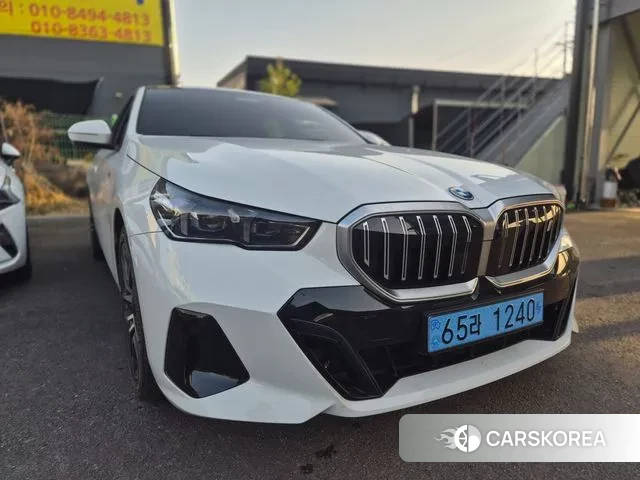 BMW i5 (G60) 2024 Белый из Кореи