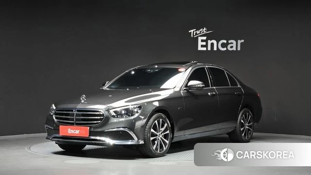 Mercedes-Benz E-Class W213 2021 Серый из Кореи