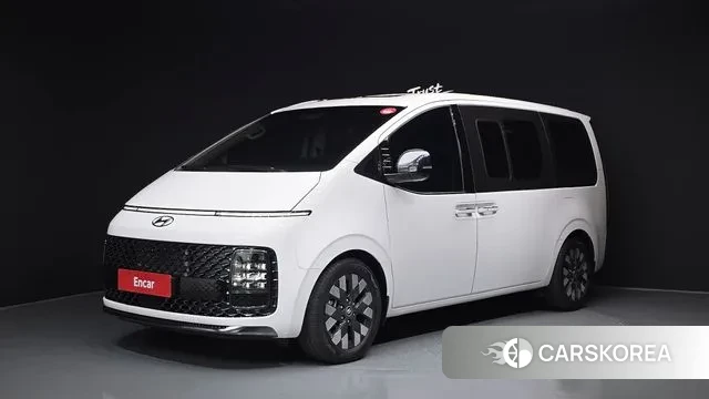 Hyundai Staria 2023 Белый из Кореи