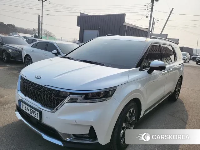 Kia Carnival 4th generation 2021 Серебряный из Кореи