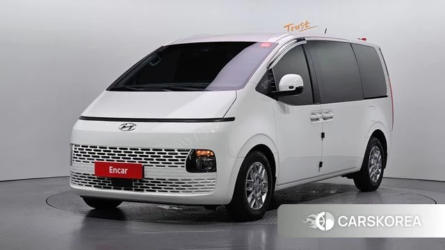 Hyundai Staria 2021 Белый из Кореи