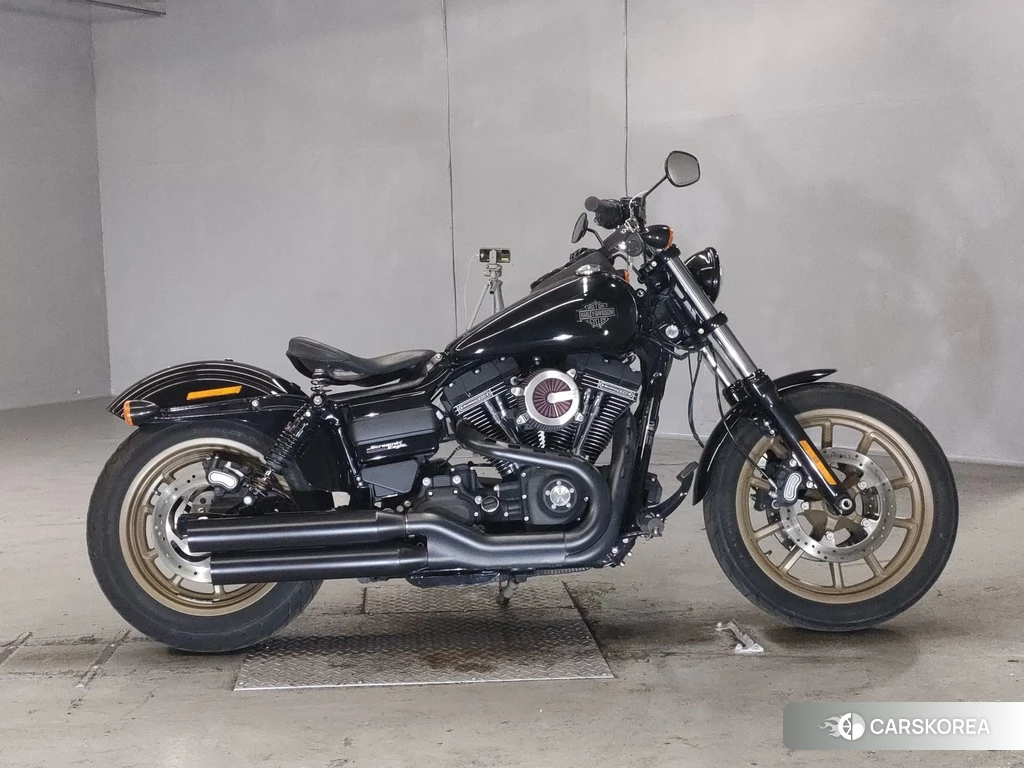 Проданный Harley-Davidson Dyna Low Rider FXDLS1800 2017 из Японии
