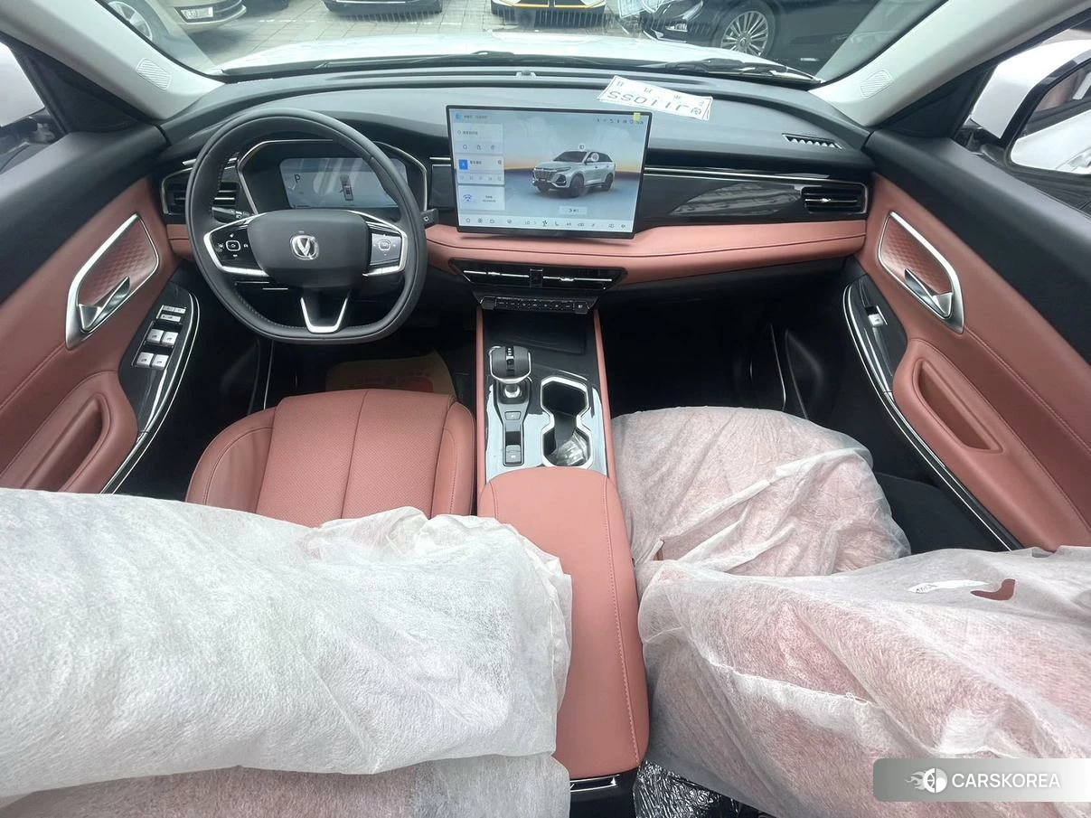 Chang'an CS75 2025 Белый из Китая