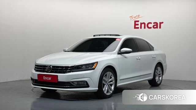 Volkswagen The New Passat 2018 Белый из Кореи