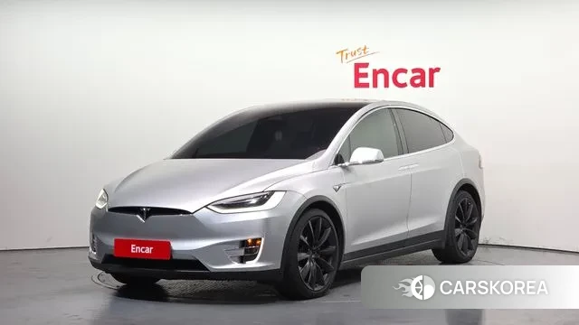 Tesla Model X 2018 Серебряный из Кореи
