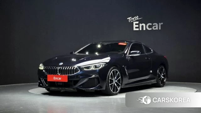 BMW 8 Series (G15) 2022 Черный из Кореи
