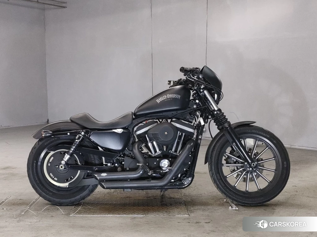 Проданный Harley-Davidson Sportster XL883N 2012 из Японии
