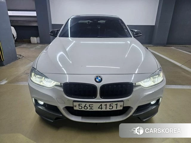 BMW 3 Series (F30) 2018 Белый из Кореи