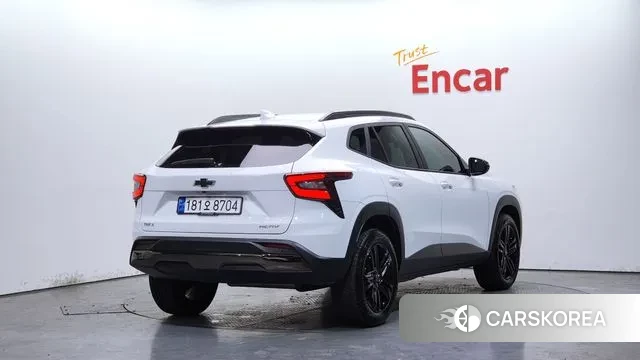 Chevrolet (GM Daewoo) Trax Crossover 2023 Белый из Кореи