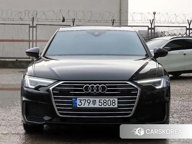 Audi A6 (C8) 2021 Черный из Кореи