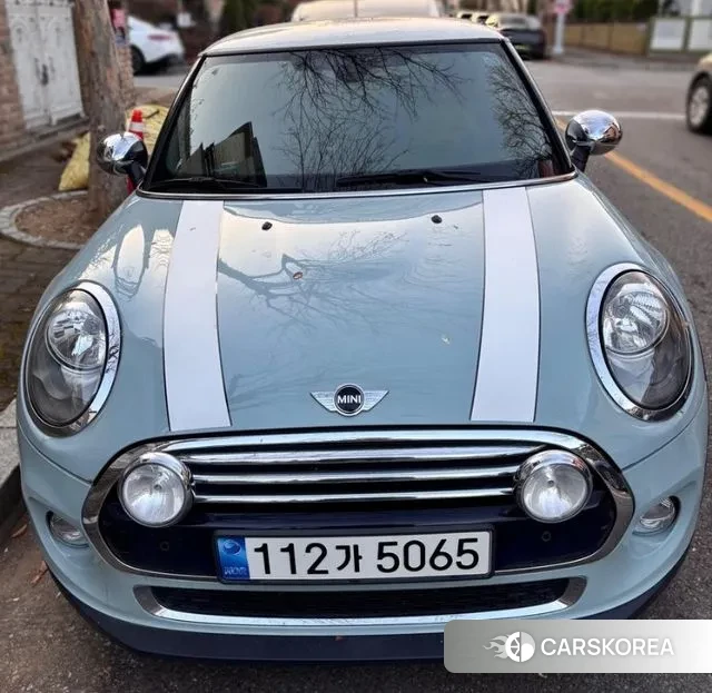 Mini Cooper 2018 Небесно-голубой из Кореи