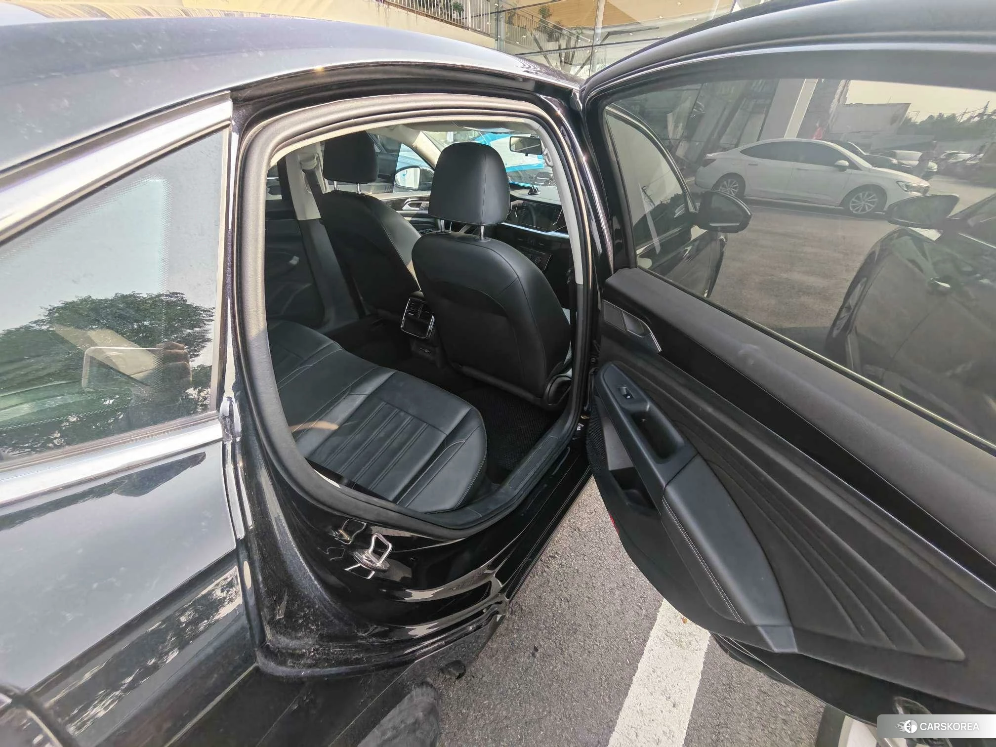 Volkswagen Passat 2023 Черный из Китая