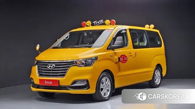 Hyundai The New Grand Starex 2019 Желтый из Кореи