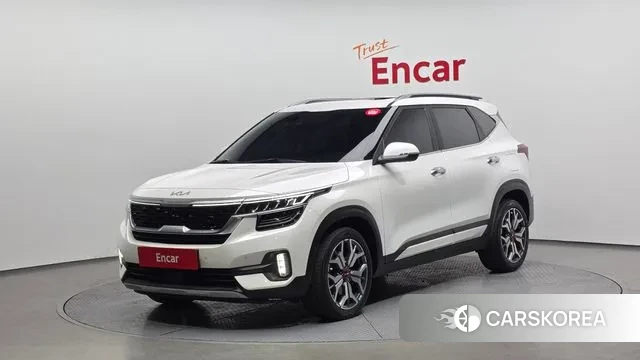 Kia Seltos 2022 Белый из Кореи