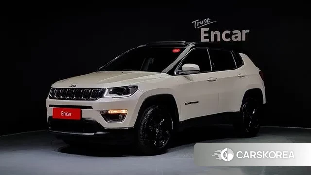 Jeep Compass 2nd Generation 2018 Белый из Кореи
