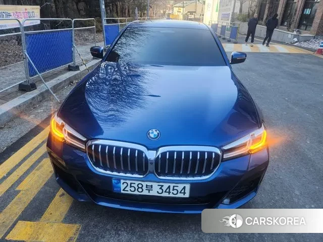 BMW 5 Series (G30) 2021 Синий из Кореи