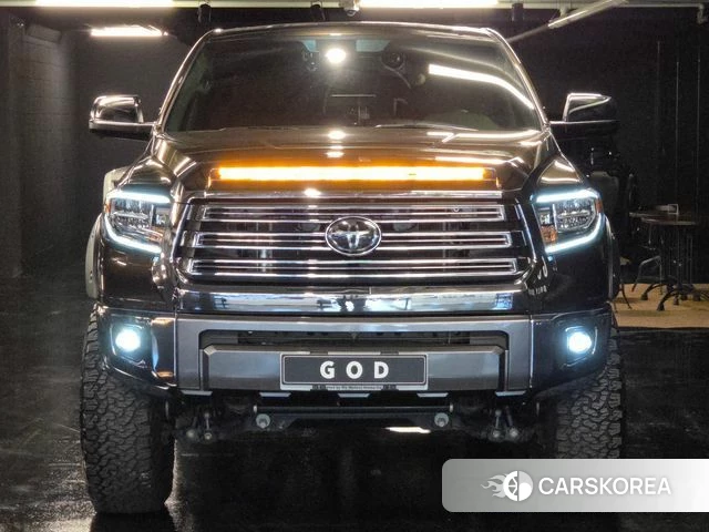 Toyota Tundra 2020 Золотой из Кореи