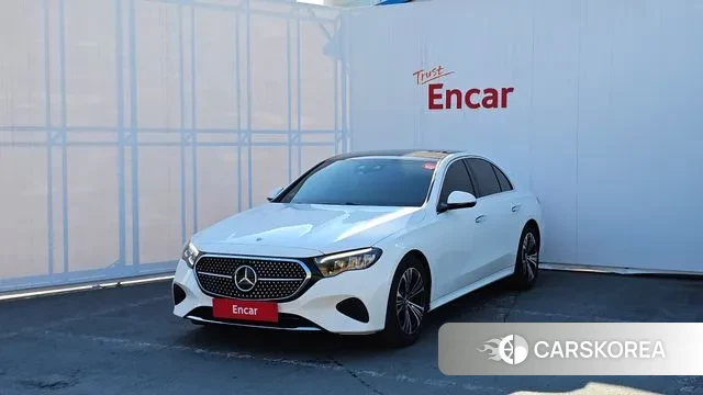 Mercedes-Benz E-Class W214 2024 Белый из Кореи