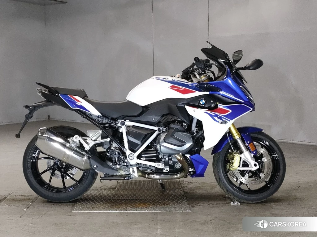 Проданный BMW R1250RS 2023 из Японии