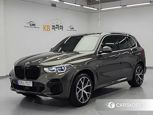 BMW X5 (G05) 2023 Песочный из Кореи