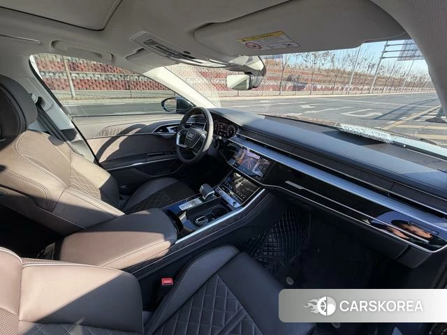 Audi A8 2024 Черный из Китая