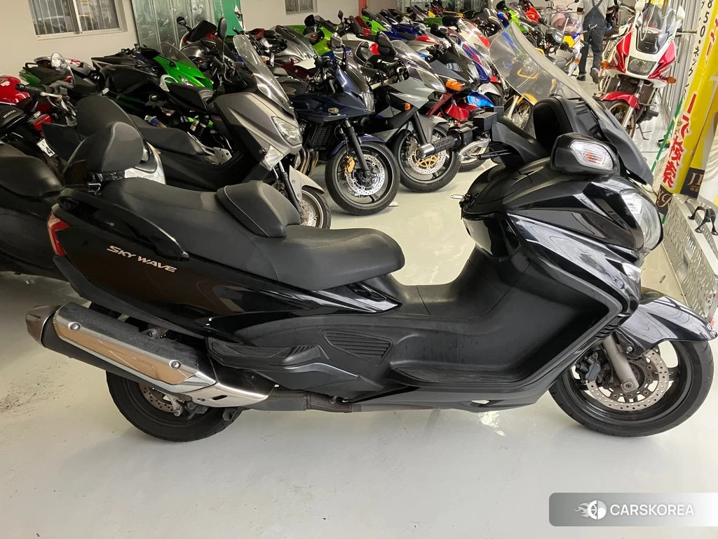 Проданный Suzuki SKYWAVE 650LX 2013 из Японии