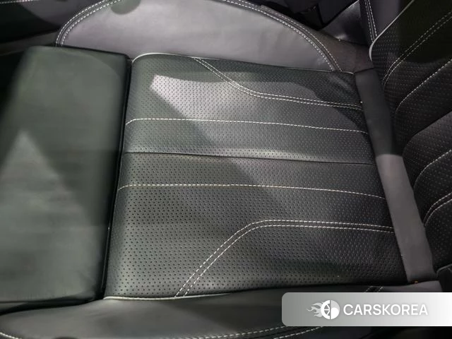 Audi Q5L 2024 Черный из Китая